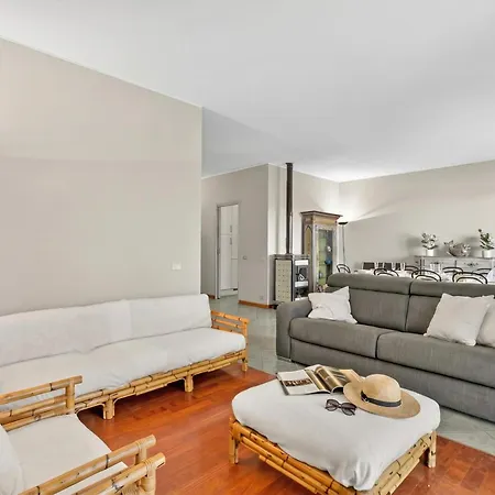 Apartment Riflessi Di Luce: Maggiore View Balcony - Happy *