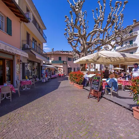 Riflessi Di Luce: Maggiore View Balcony - Happy Apartment *